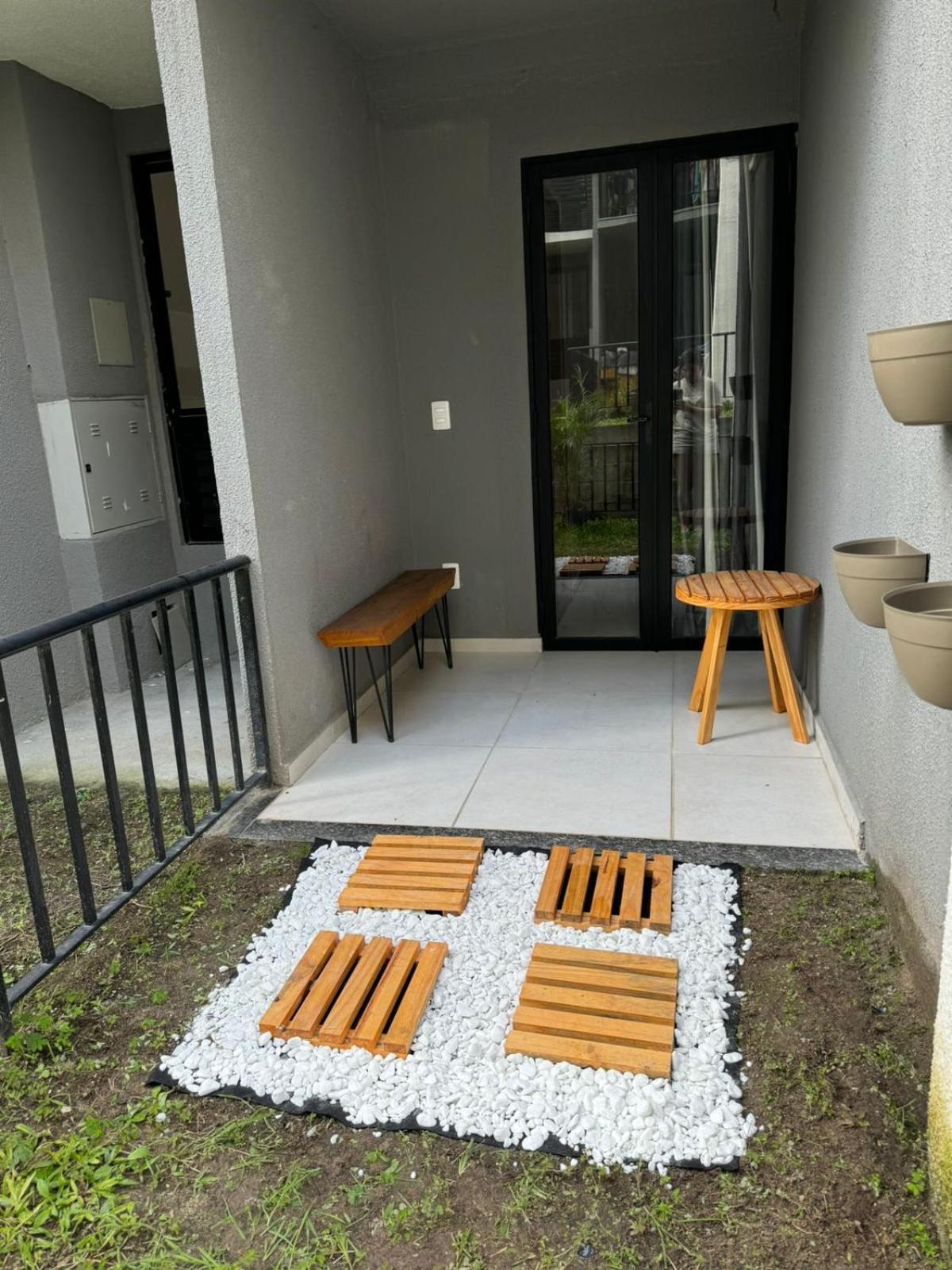 Apartment Garden 03